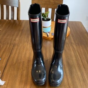 Tall hunter rain boots